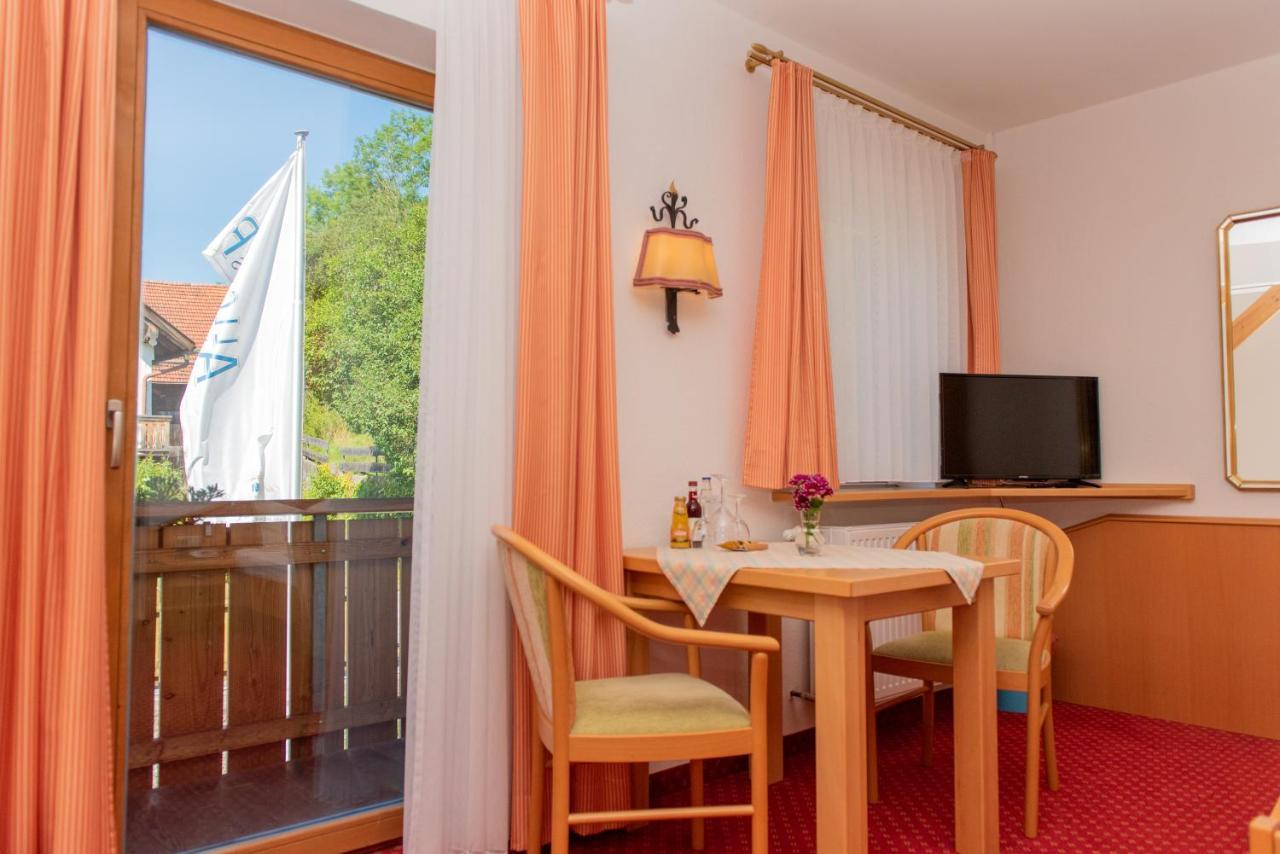 Hotel Restaurant Fruehlingsgarten Füssen المظهر الخارجي الصورة
