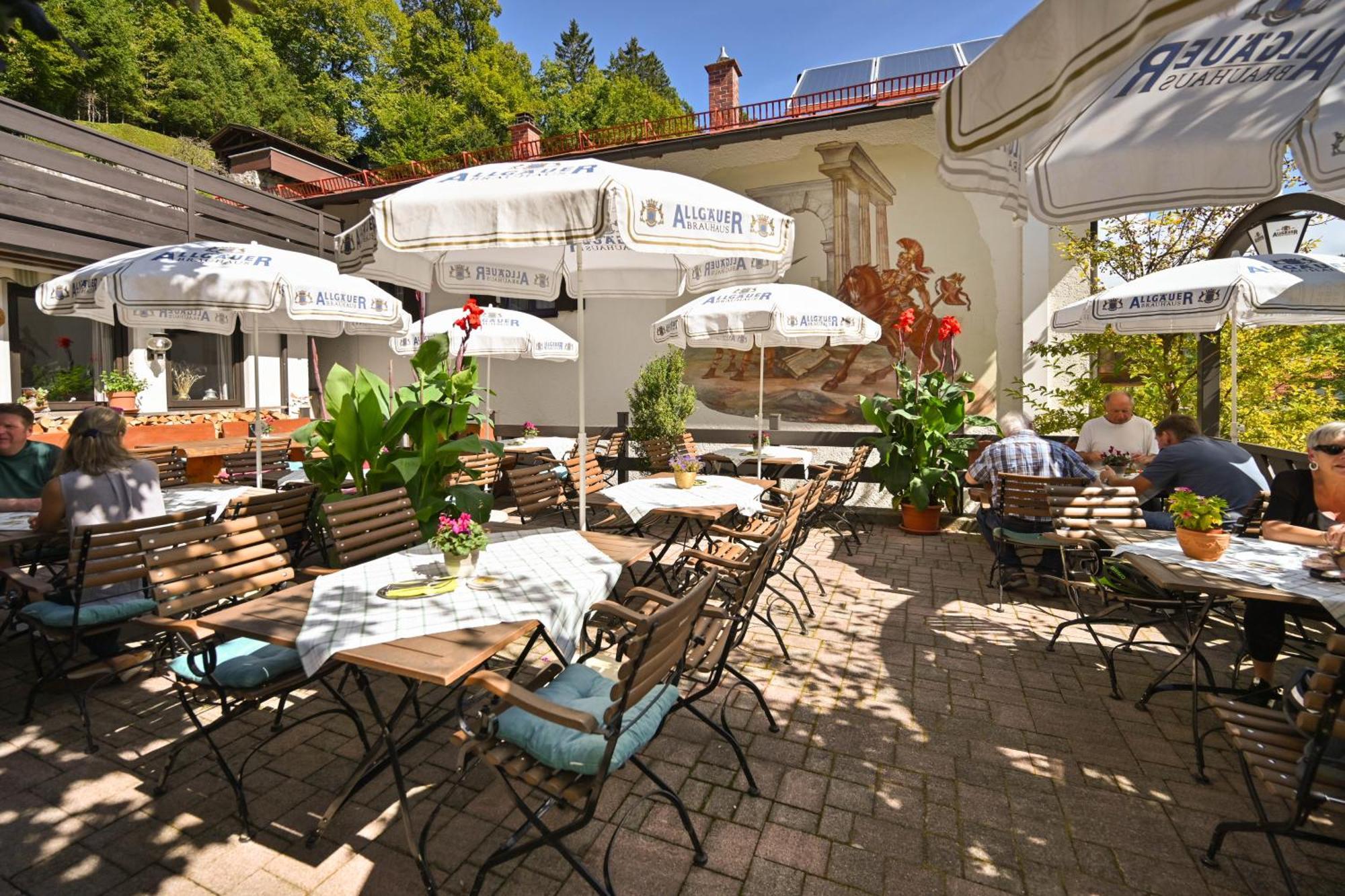 Hotel Restaurant Fruehlingsgarten Füssen المظهر الخارجي الصورة